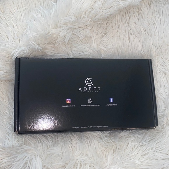 RARE Adept Cosmetics Plain Jane Pallet - Picture 2 of 7